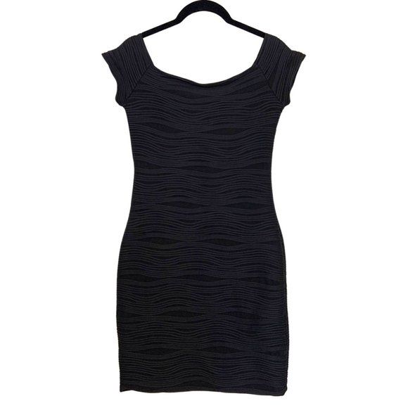 Wet Seal Dresses & Skirts - Textured Bodycon Mini Dress with Short Sleeves